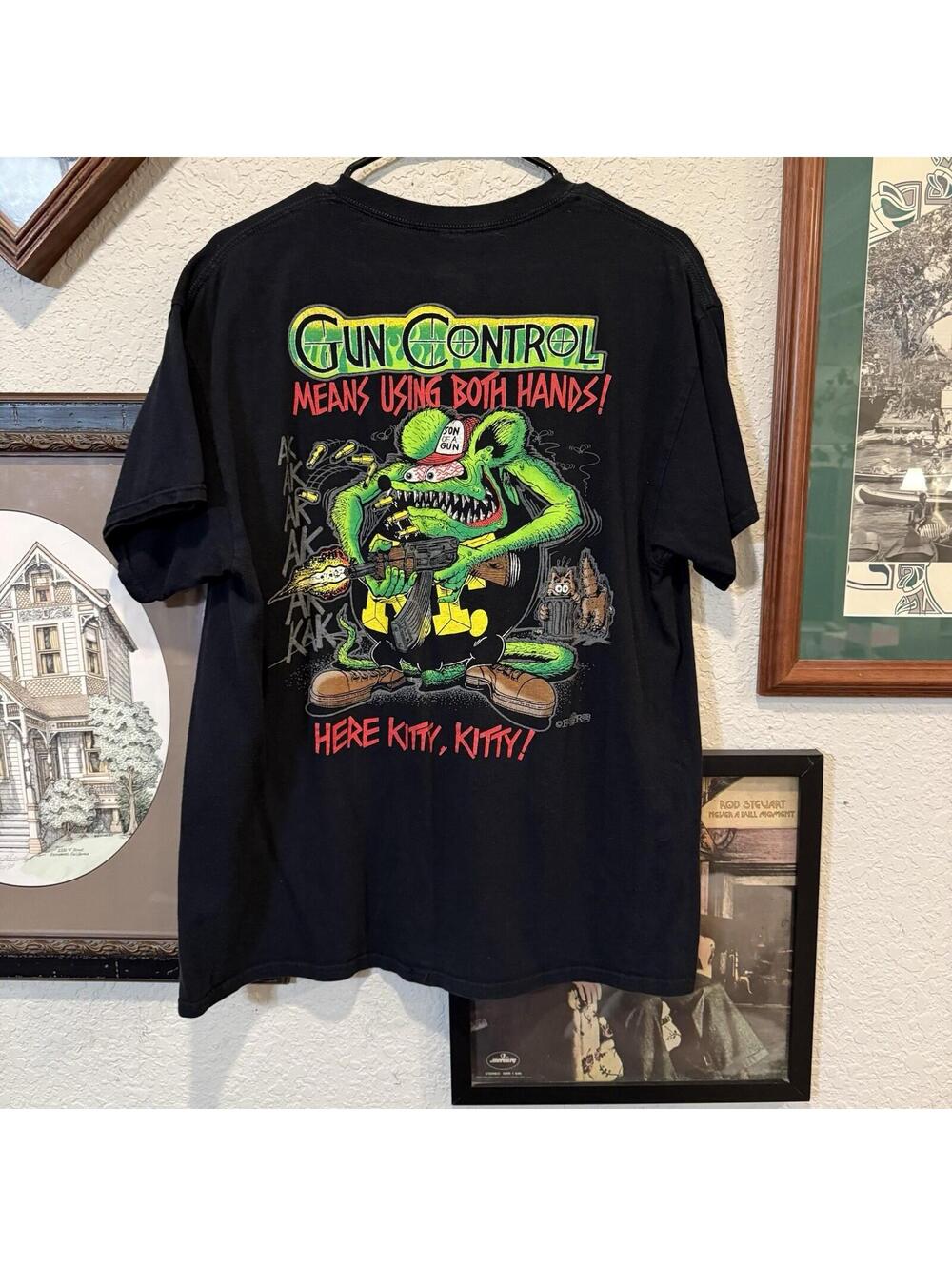 Rat Fink T-Shirt Black Gun Control Mens Large Cartoon Spell-Out Anime Street Art